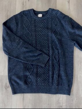Men's Navy Cable Knit Crewneck Sweater